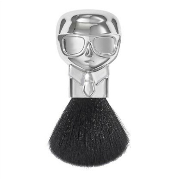 New!!! Karl Lagerfeld Brush Kiss me Karl Modelco - Picture 1 of 3